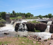 2016 05 29 SiousFalls Falls 039